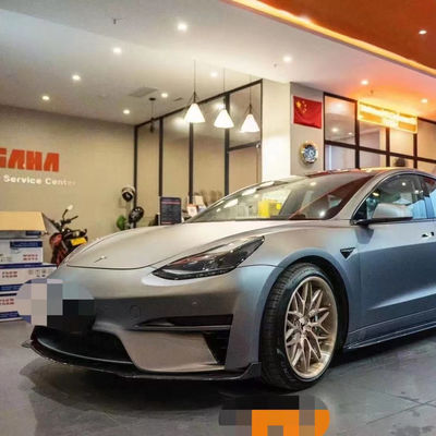 Menjual Model 3 Body Kit Upgrade untuk Tesla Model 3 Dengan Robot Gaya Depan dan Belakang Bumper Spoiler