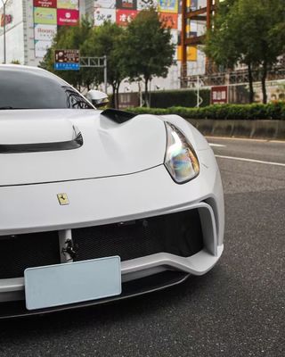 Ferrari F12 Fiber Carbon body Kit F12 Novitec N-largo gaya depan dan belakang bumper roda lengkungan F12 depan lip diffuser spoiler