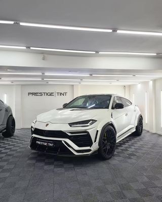 Lamborghini Urus Karoseri serat karbon Kit URUS 1016 gaya serat karbon depan lip diffuser spoiler hood roda lengkungan