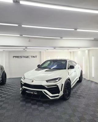 Lamborghini Urus Karoseri serat karbon Kit URUS 1016 gaya serat karbon depan lip diffuser spoiler hood roda lengkungan
