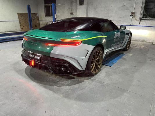 Aston Martin DB11 Carbon Fiber Body Kit DB11 gaya mansory depan dan belakang bumper side skirt fender hood spoiler