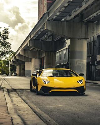Untuk Lamborghini Aventador LP700 Carbon Fiber Body Kit Aventador Diupgrade 740SV Bagian depan dan belakang Bumper Spoilers
