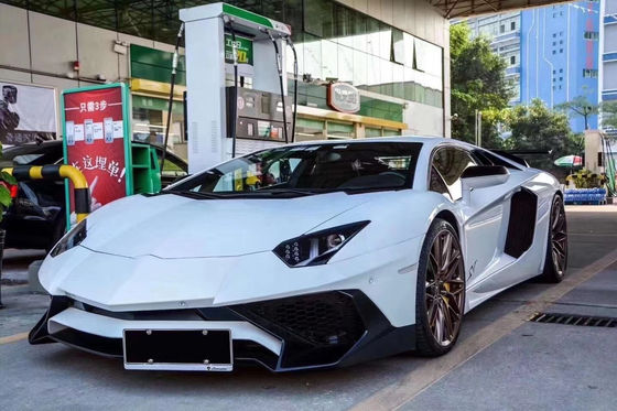Untuk Lamborghini Aventador LP700 Carbon Fiber Body Kit Aventador Diupgrade 740SV Bagian depan dan belakang Bumper Spoilers