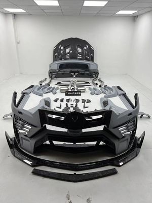 Lamborghini baru URUS Body MSY Style Depan Dan Belakang Bumper Mobil Bagian Otomotif