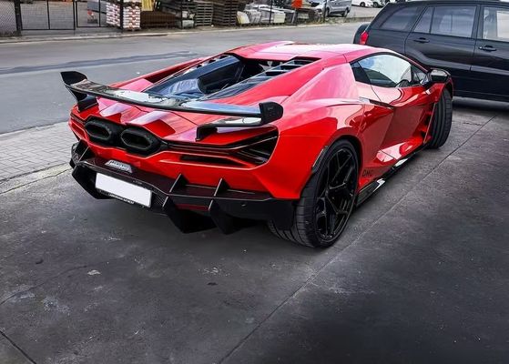 Revuelto Lamborghini Body Kit DMC Gaya Fiber Karbon Merah Spoiler Wing