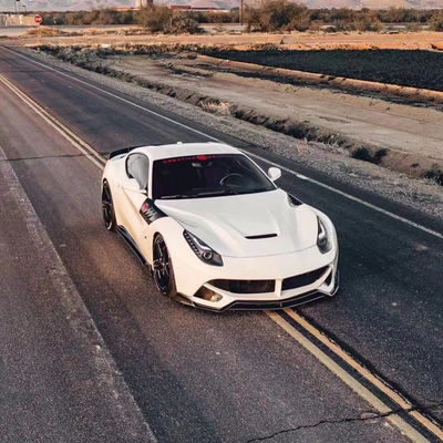 Untuk Ferrari F12 Carbon Fiber Body Kit F12 Meningkatkan Gaya SVR Bagian Depan dan Belakang Bumper Spoiler Dengan Hood Fenders