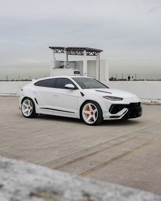 Lamborghini URUS Carbon Body Kit NT Style Bagian Depan Lip Diffuser Spoiler Custom Wide Body Kits