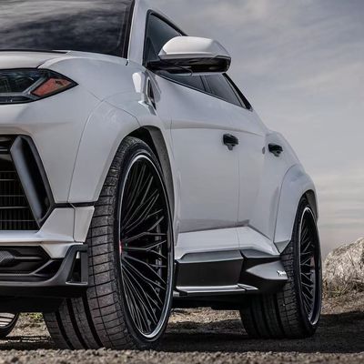 RT Carbon Body Kit Untuk URUS SUV Lamborghini Front Lip Diffuser Wheel Arch Widebody Kit