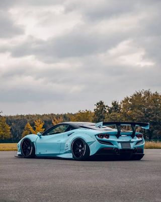 F8 Ferrari Auto Body Kit LB Style Blue Carbon Fiber Spoiler Lip Wide Body Kit Wheel Arch