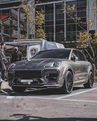 Kit Karoseri Serat Karbon Cayenne untuk Porsche Cayenne MTR Kit Karoseri Serat Karbon Kering Bumper depan dan belakang