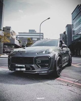 Kit Karoseri Serat Karbon Cayenne untuk Porsche Cayenne MTR Kit Karoseri Serat Karbon Kering Bumper depan dan belakang