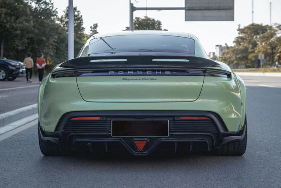 Produk Baru untuk Porsche Taycan Fiber Carbon Body Kit Taycan Wide Bodyki Bagian Depan Sekop Sisi Rok Spoiler Diffuser