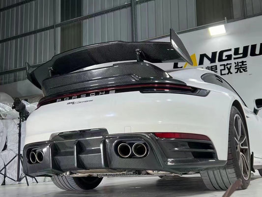 Auto Parts for Porsche 911 992 Carbon Fiber Body Kit 911 992 Upgraded Bras-style Front Shovel Diffuser Spoiler Body Kit