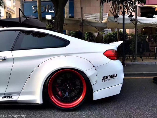 LB Wide-body Kit untuk BMW M4 F82 Wide-body Kit M4 F82 Upgraded LB Style Front Lip Diffuser Spoiler Carbon Fiber Body Kit