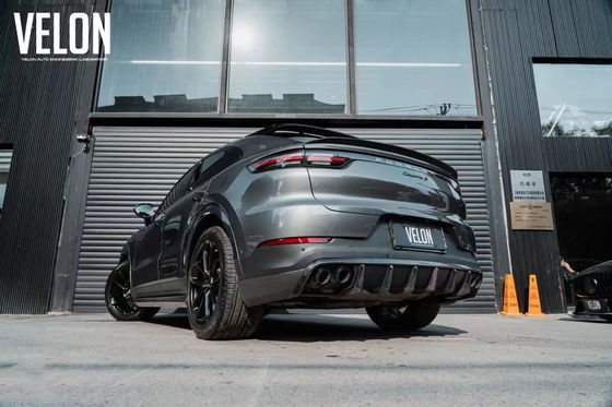 Penggantian 2019 Porsche Cayenne Body Kit Side Skirt Dry Carbon Fiber Diffuser Spoiler