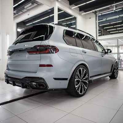 Untuk BMW X7 Carbon Fiber Body Kit X7 Carbon Fiber Front Lip Diffuser Spoiler Hood Side Skirt Wide Body Kit