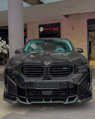 XM Bmw Wide Body Kit Serat Karbon Bagian Depan Lip Spoiler Hitam Bmw Side Skirt Wheel Arch