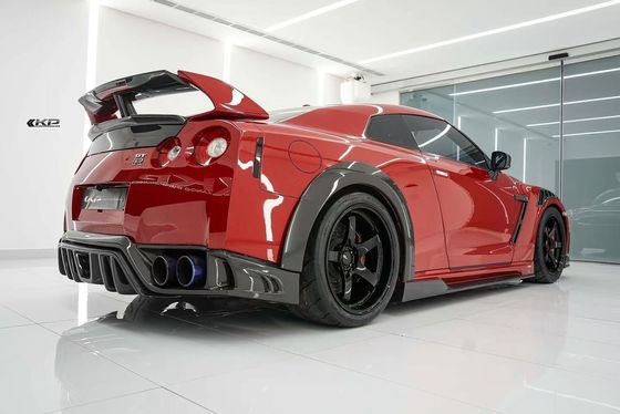 GTR R35 Nissan Body Kit Serat Karbon KP Gaya Bumper Spoiler Bagian Depan Widebody Kit
