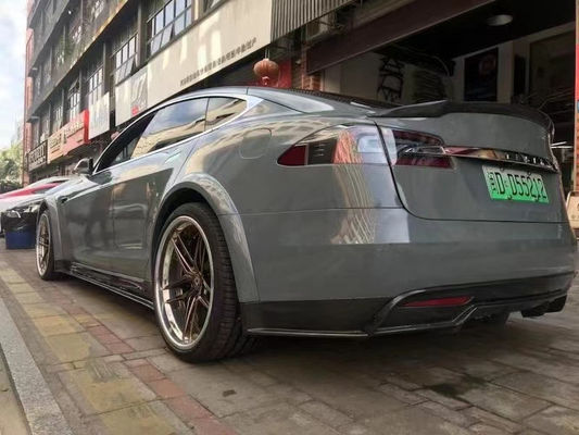 Menjual Model S Fiber Karbon Body Kit untuk Model S Wide Bodyki Fiber Karbon Bagian Depan Sekop Bagian Belakang Diffuser Spoiler