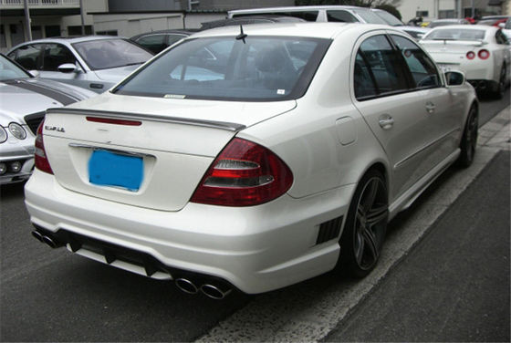 Untuk Mercedes W211 Body Kit FPR Material W211 E260 E350 Upgrade WALD Style Body Kit