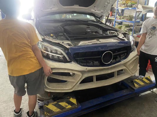 Bagian Otomotif untuk Mercedes W205 C180 C260 C300 Body Kit W205 C180 C260 C300 Upgraded IMP Style Front Bumper Body Kit