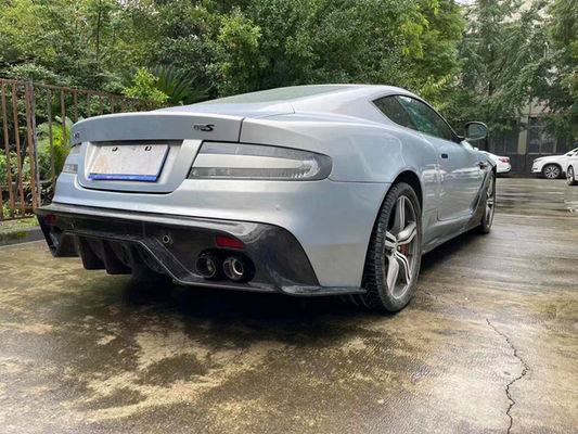 Produk baru untuk Aston Martin DB9 Body Kit DB9 Diperbarui DBS Gaya Depan dan Belakang Bumper