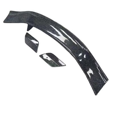 Bright Black Aston Martin Body Kit DBX MSY Gaya Karbon Serat Spoiler Wing